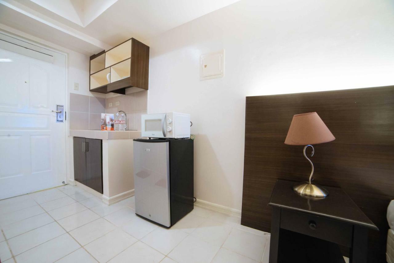 Reddoorz Premium @ Cityland Tagaytay 2 Tagaytay City Extérieur photo